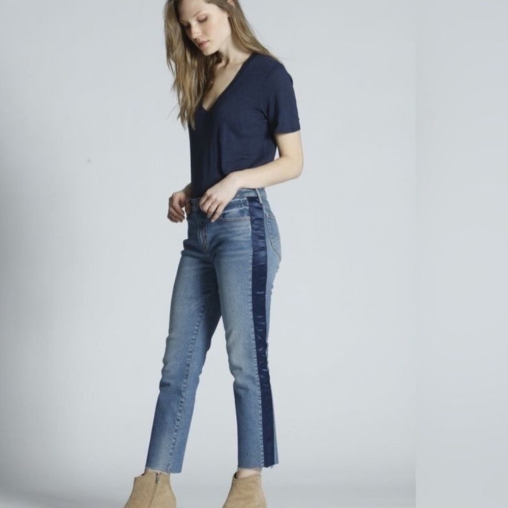 💙DRIFTWOOD- Candace Cut Off Crop Straight with Satin Blue Side Stripe, W:27 L:25